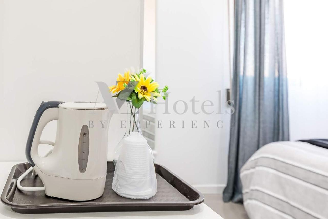 Ayz Sierra De Meira - Auto Check-In Property (Adults Only) Madrid Exteriör bild